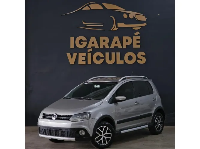 Volkswagen Crossfox 1.6 MI Total Flex 8V 5P 2013