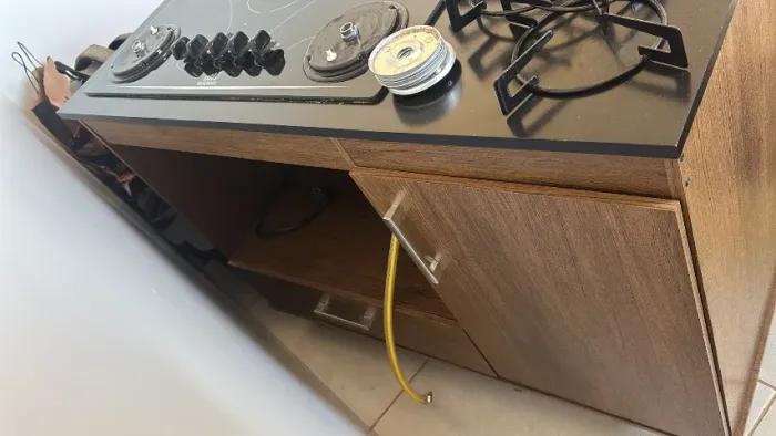Cooktop com armário