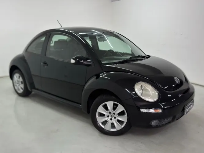 Volkswagen New Beetle 2.0 MI Mec./aut. 2008