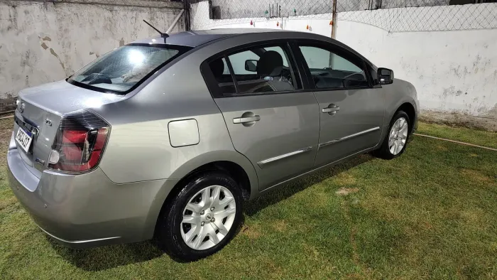 Nissan Sentra 2.0/ 2.0 Flex Fuel 16V Aut. 2013