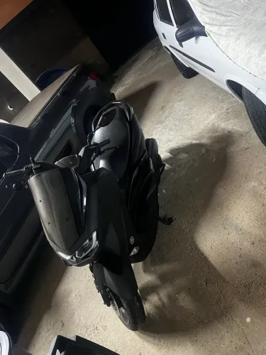 Vendo moto nmax 18.000
