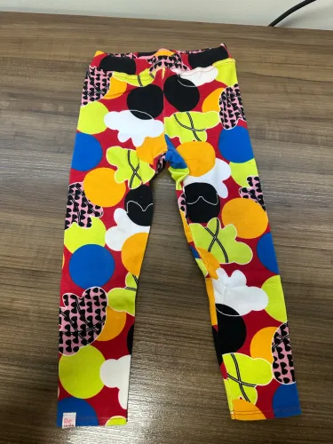 Calça Lilica tamanho 20/24