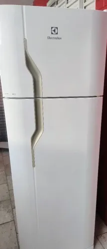 Geladeira Electrolux duplex 265 litros