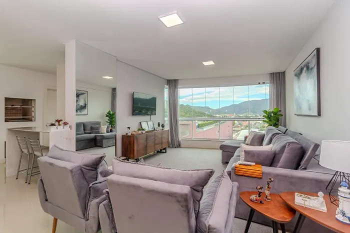 Apartamento à venda no Edifício Marina Palace Residence