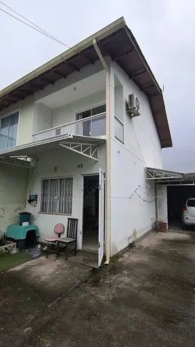 SOBRADO COM 02 QURTOS PARA LOCAÇÃO NO BAIRRO BELA VISTA EM PALHOÇA/SC