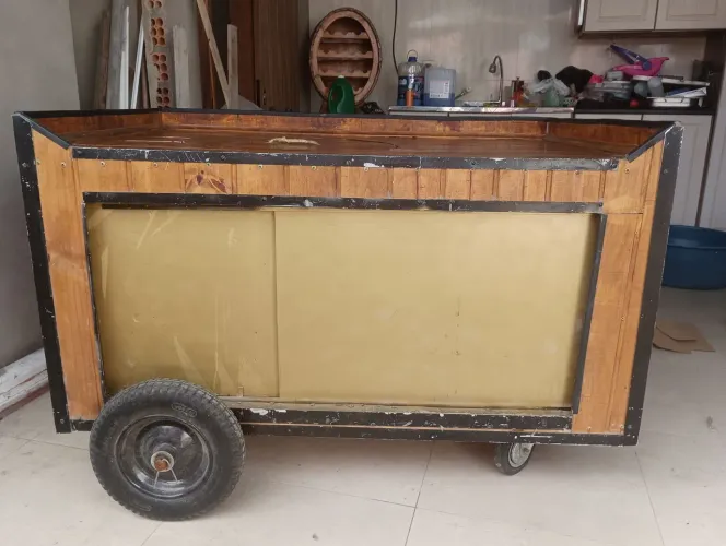 Carrinho para lanche/ bebidas