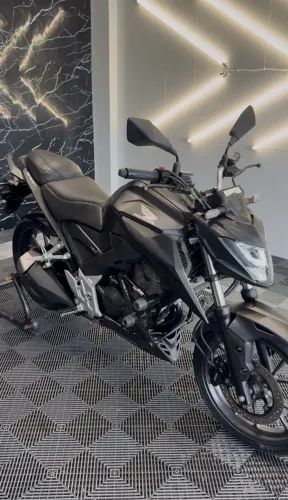 Honda CB 300f Twister Flex 2023