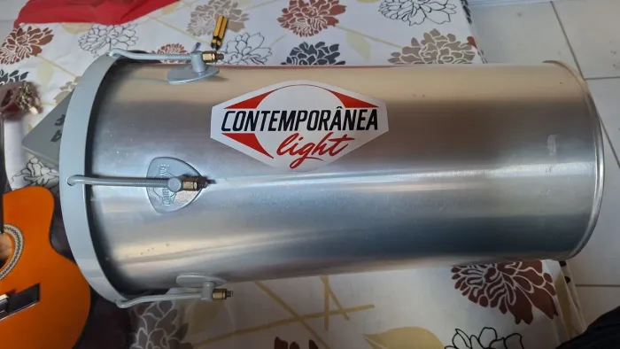 Vendo Tantan 10" praticamente novo