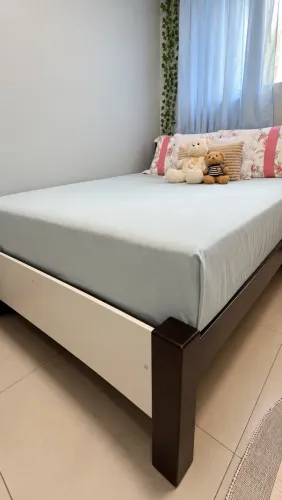 Cama Box Queem
