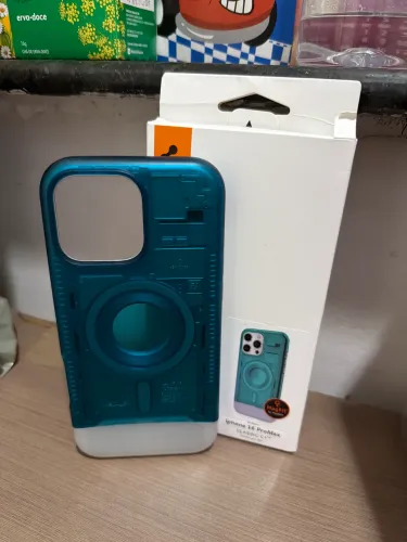Capa original spigen para iPhone 16 pro Max