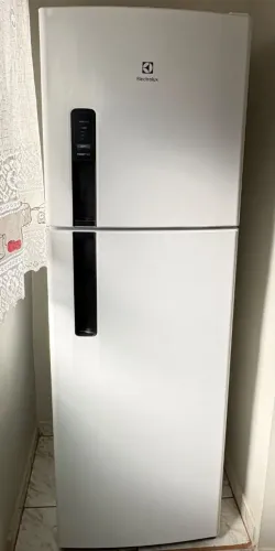 Geladeira ( apenas 6 meses de uso)