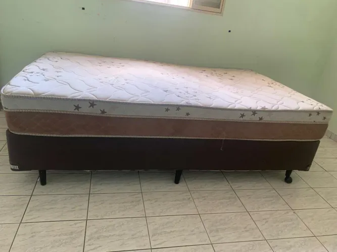 Cama box casal
