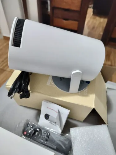 PROJETOR HY 300A NOVO 