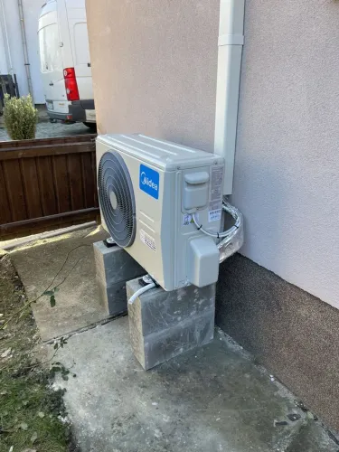 Precisando de Ar-Condicionado? Clim 7 Refrigeração Resolve!