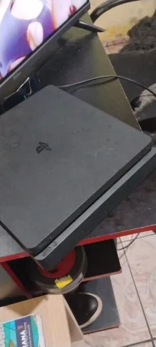 Vendo play 4, sem controle tudo funcionado!!