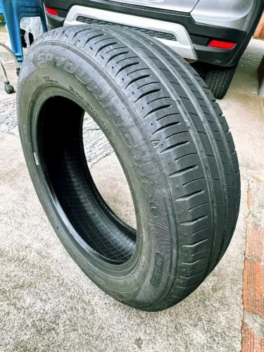 Pneu Dunlop 175/65 R15