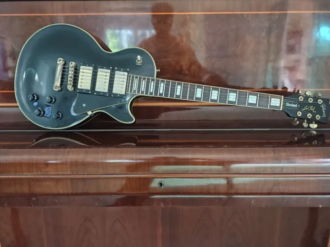 Guitarra Les Paul Epiphone Black Beauty (logo Gibson)