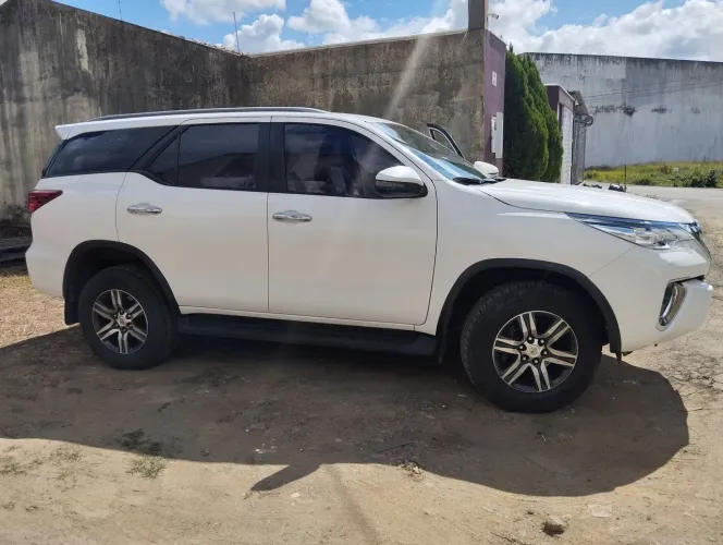 Toyota Hilux SW4 SRV 4X2 2.7 Flex 16V Aut. 2019