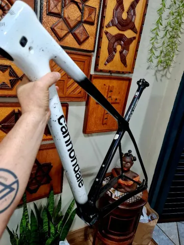 Quadro 29 Cannondale FSI carbono tam. 17