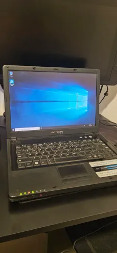 Notebook Acteon, Intel Celeron M, 2GB RAM, Wireless, Windows 10 ( USADO )