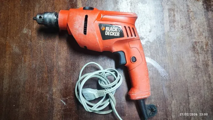 Furadeira Black Decker 127v