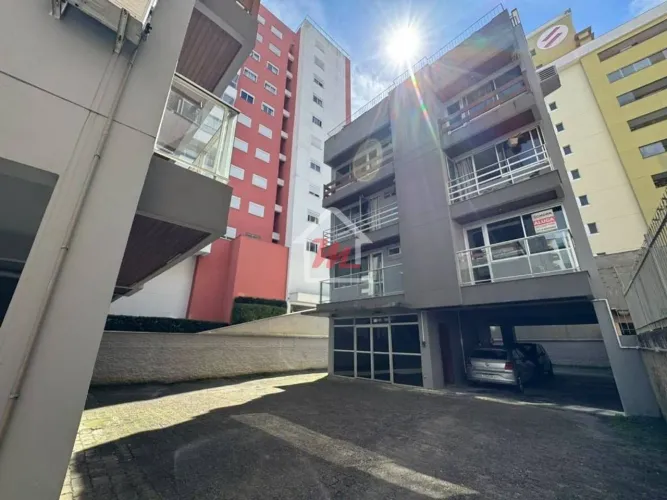 Apartamento com 1 dormitório para alugar, 67 m² por R$ 1.930,00/mês - Centro (Blumenau) -