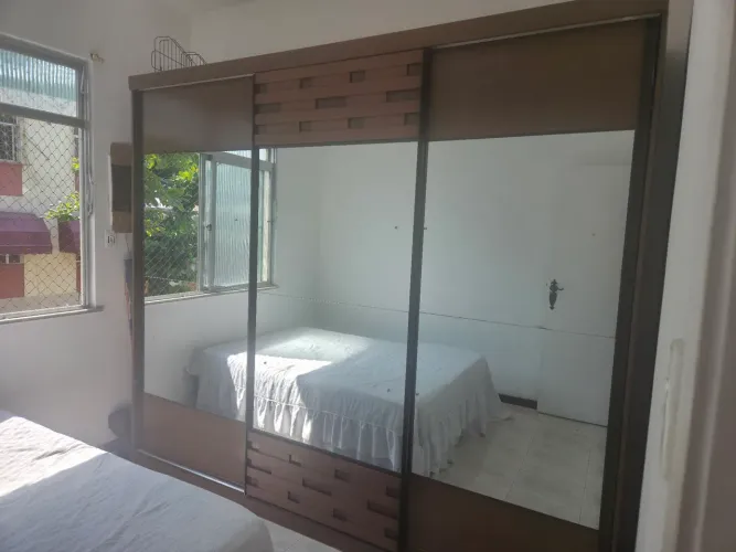 Vendo Guarda-Roupa