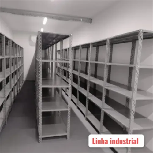 prateleira em aço industrial