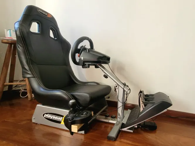 Simulador de corrida: Volante Logitech G29 + Câmbio original e Cockpit PRO Play Seat