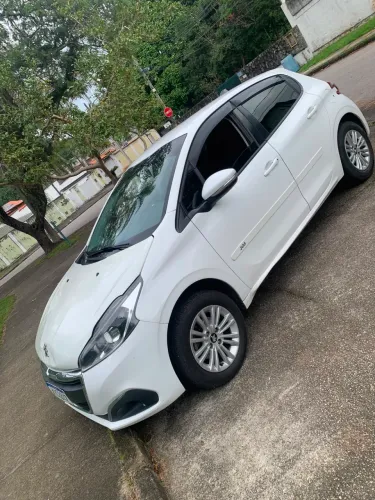 Peugeot 208 Active Pack 1.2 Flex 12V 5P Mec. 2018