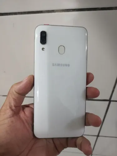 Samsung a30 , 64gb