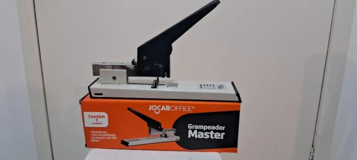 Grampeador Profissional de Alta Performance Jocar Office - Grampeia até 100 folhas