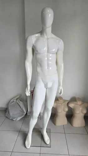 Manequim masculino cabeça de ovo Luxo