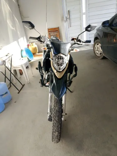 Crosser nova único dono 2023