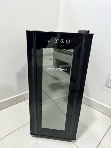 Adega brastemp para 12 vinhos