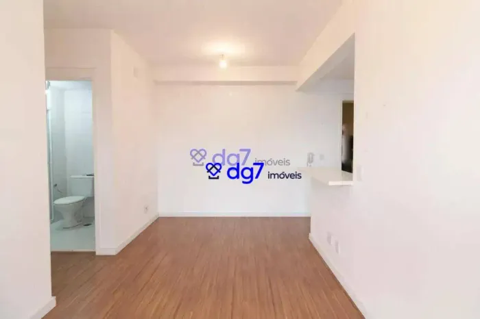 Sobrado à Venda no Rio Pequeno Conforto, Praticidade e Excelente Localização
