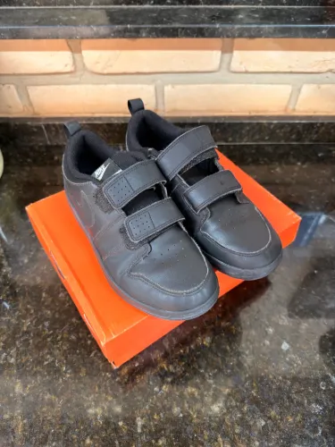 Tênis Nike Pico 5