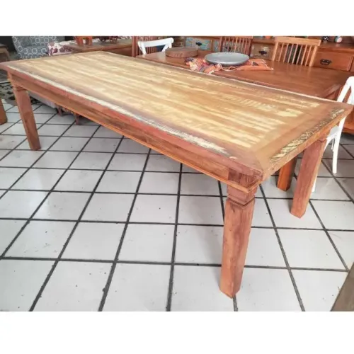 Mesa Com Tinta Peroba Rosa