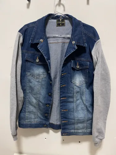 Kit Jaqueta jeans masculina e bonés