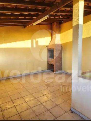 Casa com 3 quartos, suíte, área gourmet com varanda no Jardim San Diego em Campinas-SP.