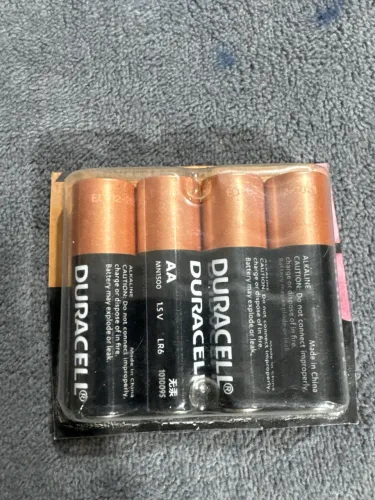4x Pilhas Duracell Alcalina Pequena AA