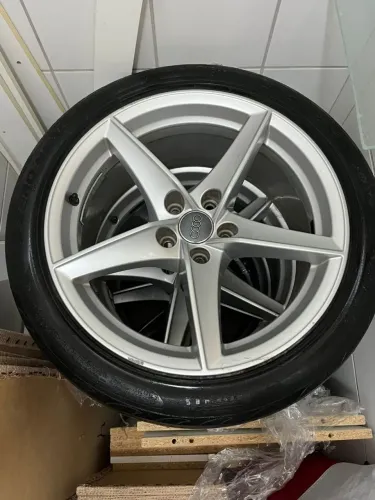 RODAS ARO 18 ORIGINAL AUDI