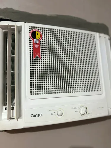 Ar condicionado cônsul 10.000btus 110vots seminovo