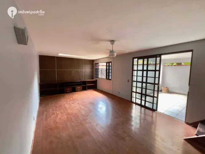 Casa com 3 dormitórios à venda, 180 m² por R$ 430.000,00 - Luz - Nova Iguaçu/RJ