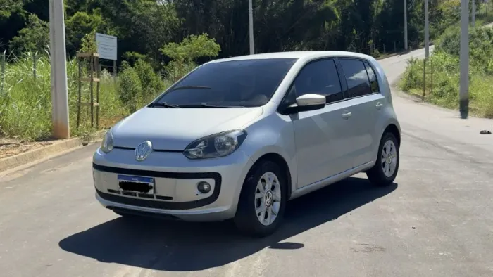 Volkswagen Up! High 1.0 TSI Total Flex 12V 5P 2016