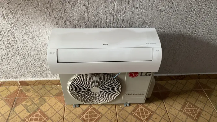 Ar condicionado LG dual inverter 9000 btus 