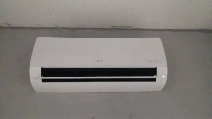 Ar condicionado LG 9000 BTUs dual inverter