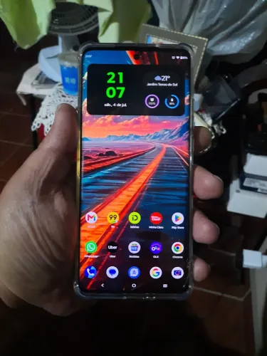 Moto Edge 40 , 256gb e 4+4 Gb de RAM, completo !