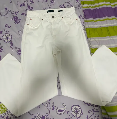 calça jeans wide leg branca