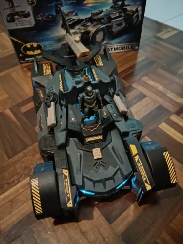 Batmóvel / Batcaverna - Perfeito